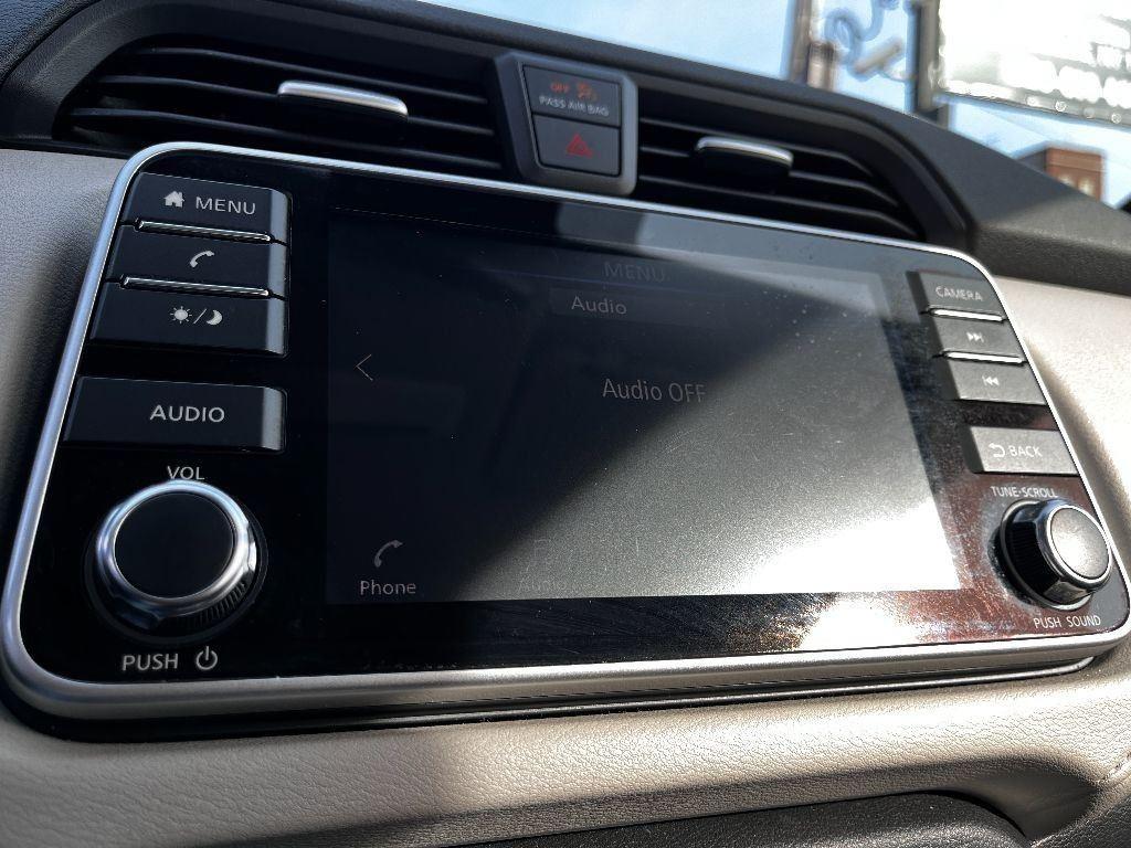 2021 Nissan Versa SV photo 23