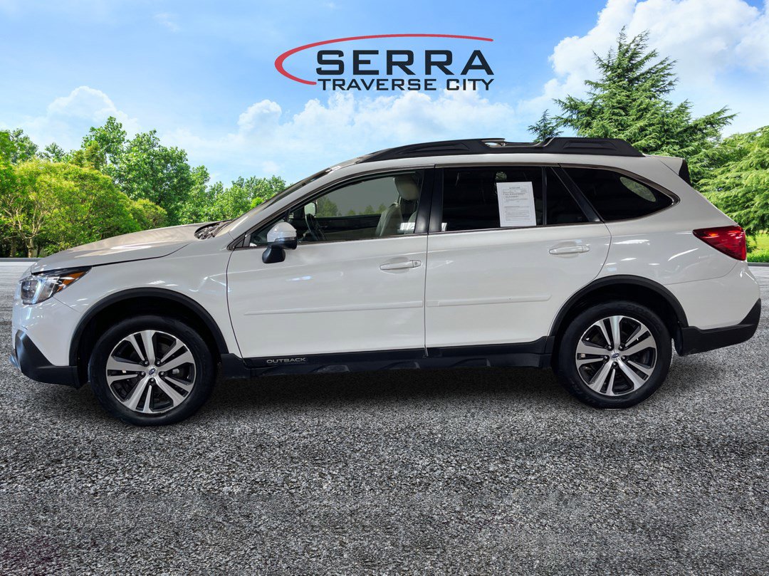 2018 Subaru Outback Limited photo 7