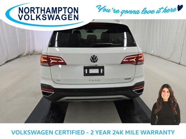 2024 Volkswagen Taos SE photo 3