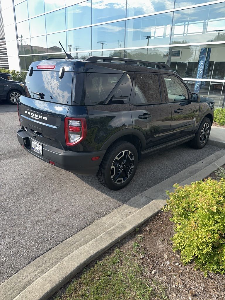 2023 Ford Bronco Sport Outer Banks photo 2