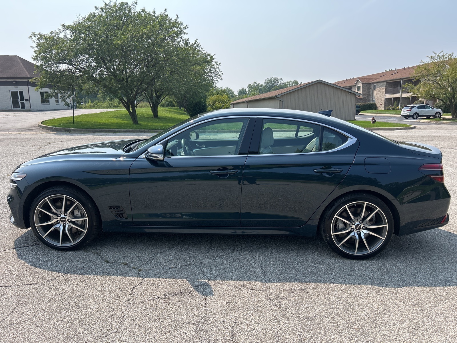 2025 Genesis G70 2.5T photo 10