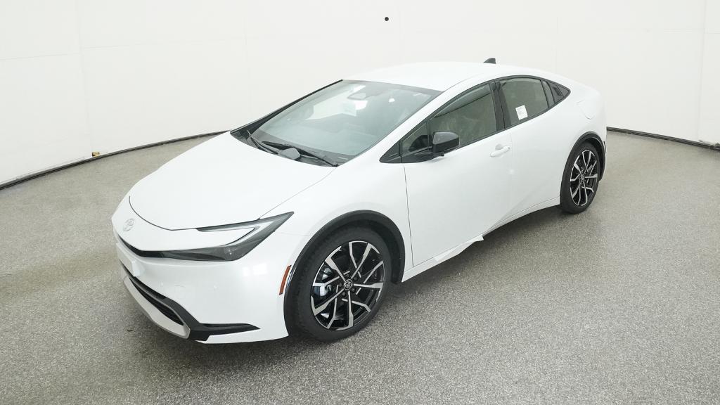 2026 Toyota Prius XSE's photo