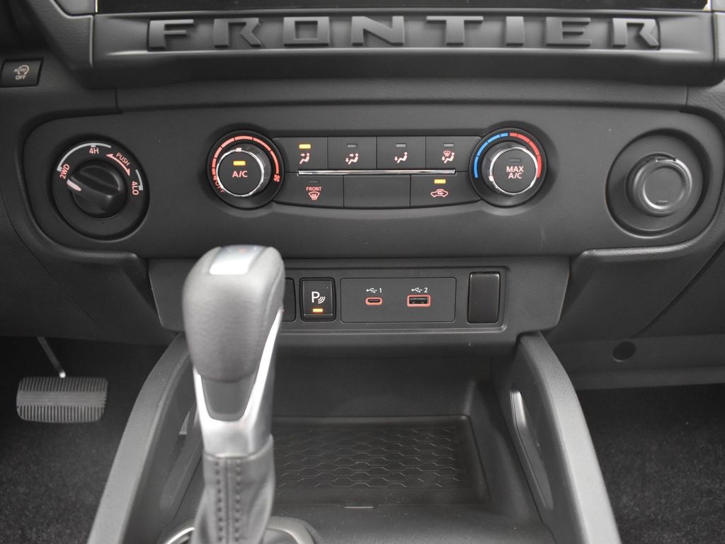 2026 Nissan Frontier S photo 11