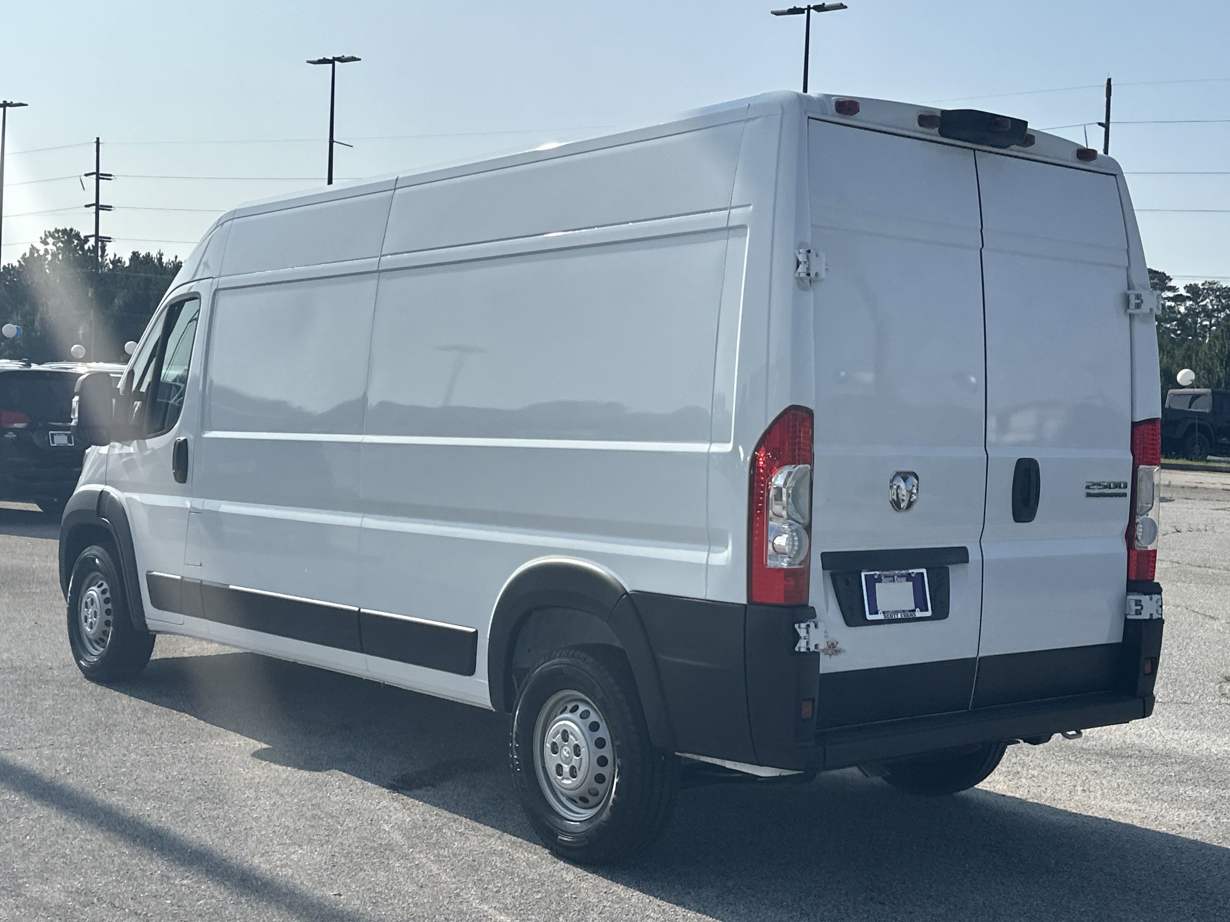 2025 Ram ProMaster 2500 photo 3
