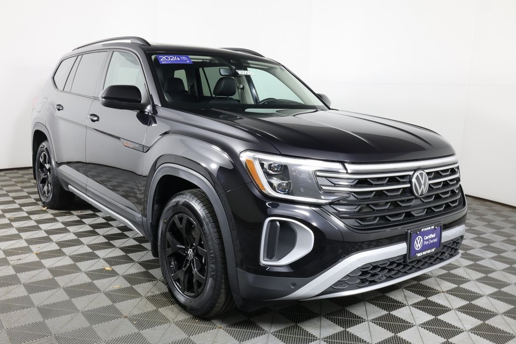 2024 Volkswagen Atlas Atlas Peak Edition's photo