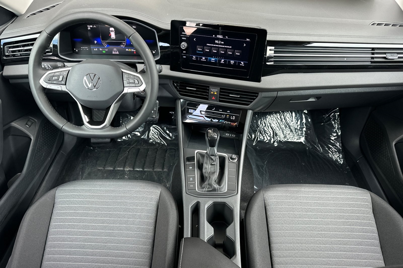 2025 Volkswagen Jetta 1.5T S photo 11