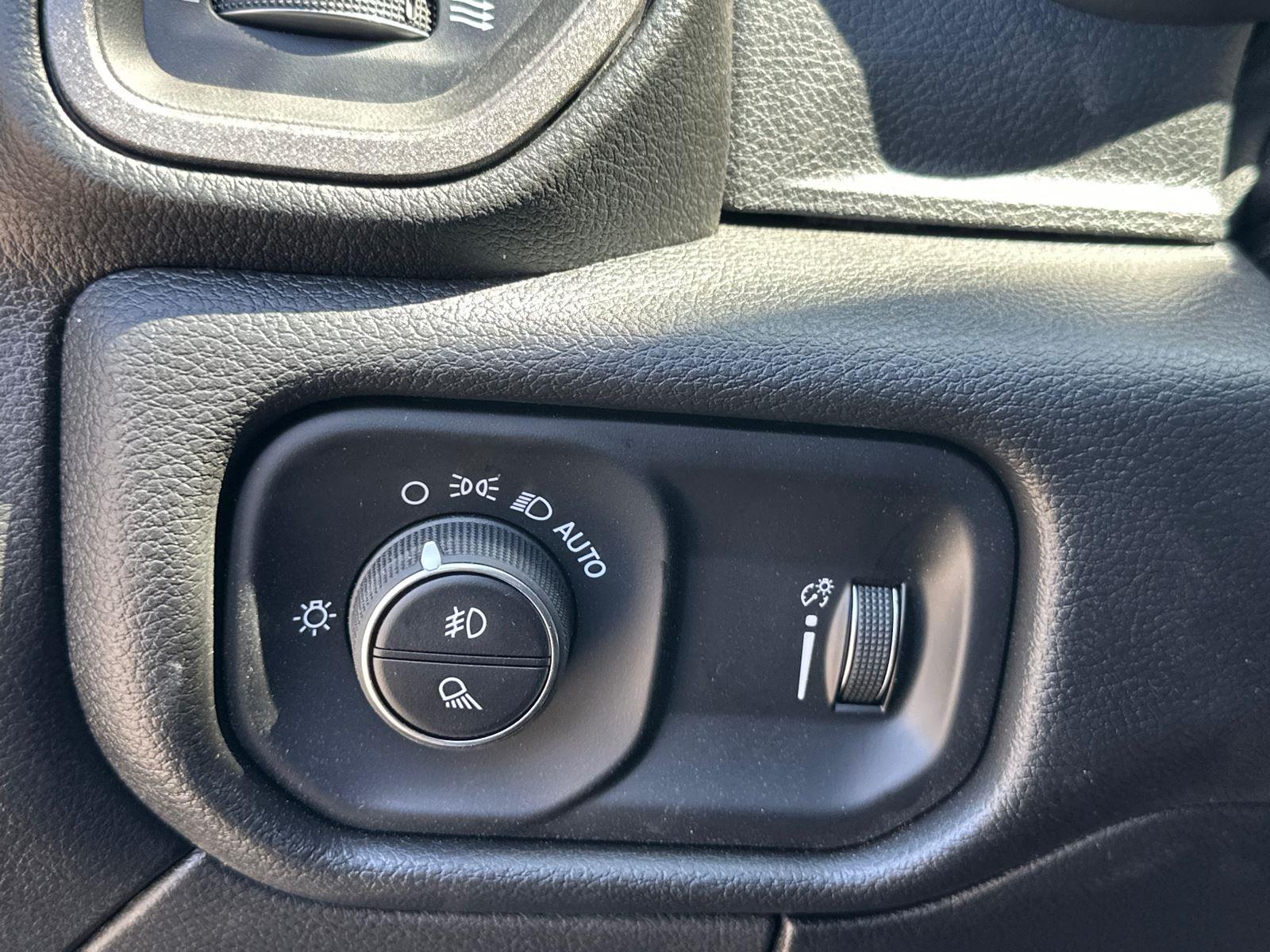 2025 Ram 2500 Tradesman photo 15