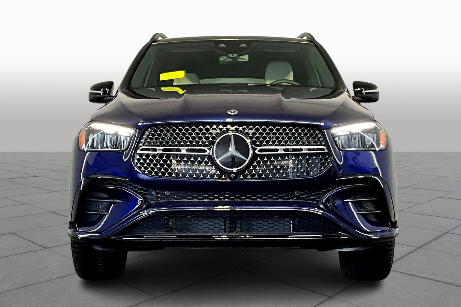 2025 Mercedes Benz GLE 580 4MATIC photo 2
