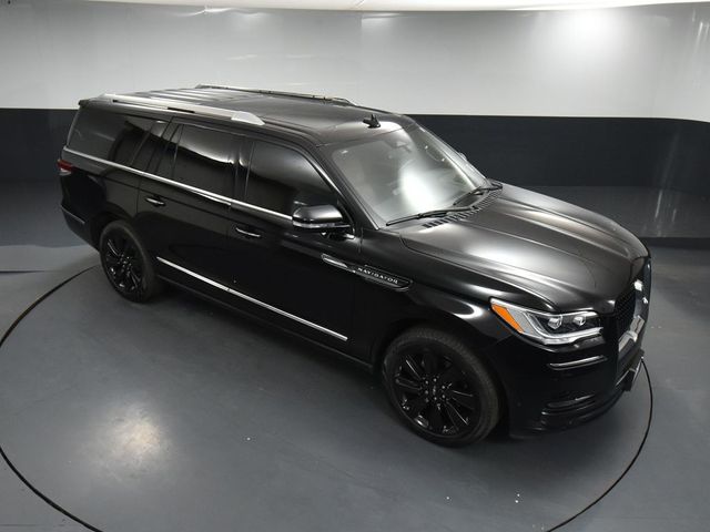 2024 Lincoln Navigator Reserve Luxury Monochromatic photo 52