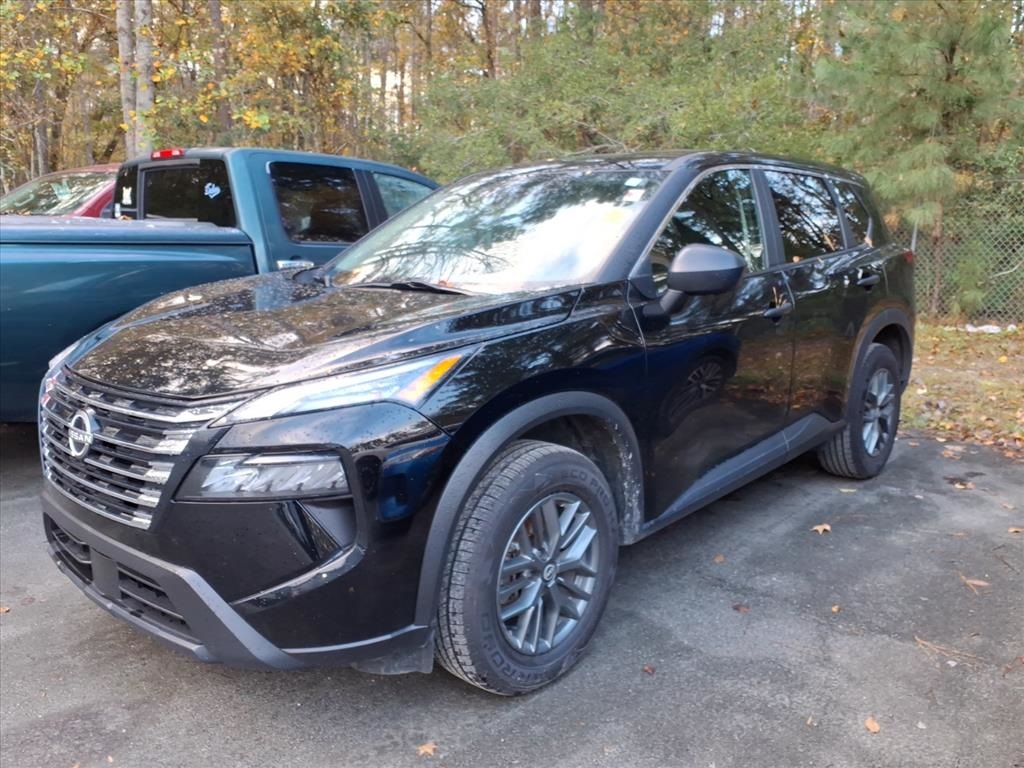 2024 Nissan Rogue S photo 3