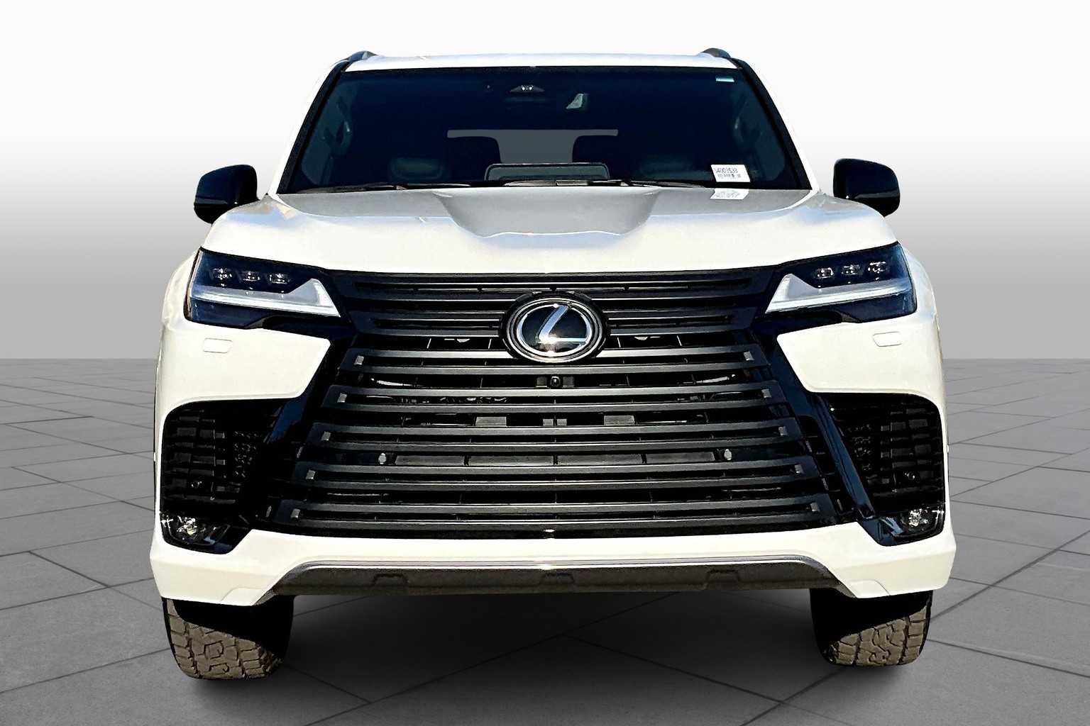 2025 Lexus LX photo 3