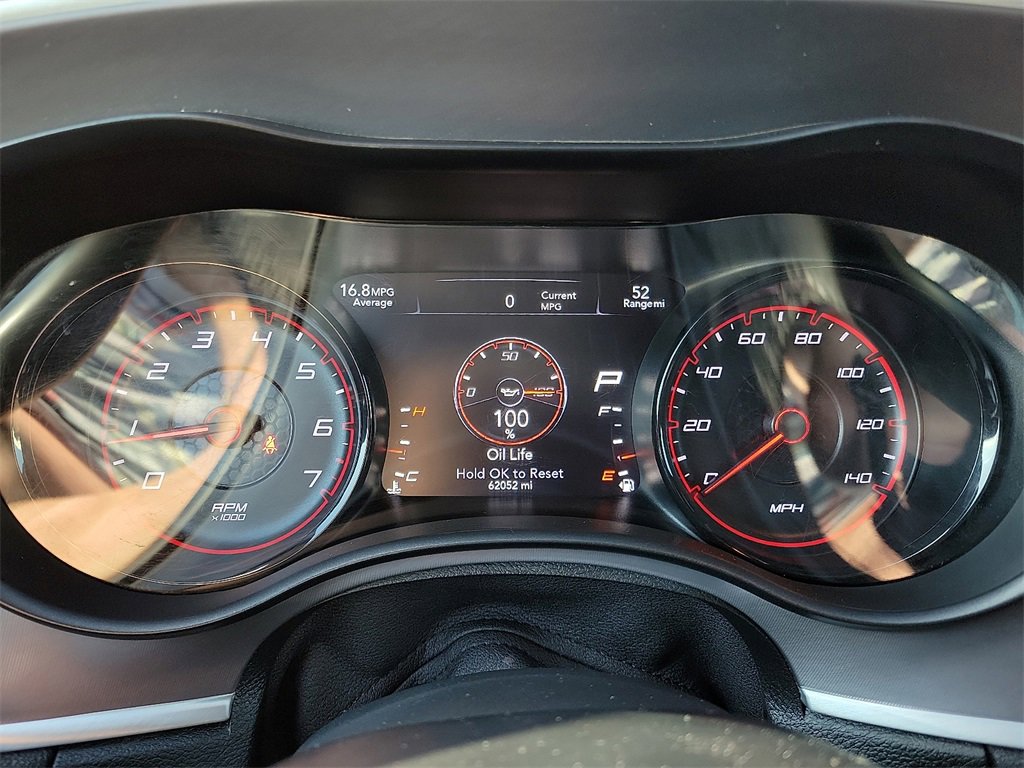 2019 Dodge Charger SXT photo 23