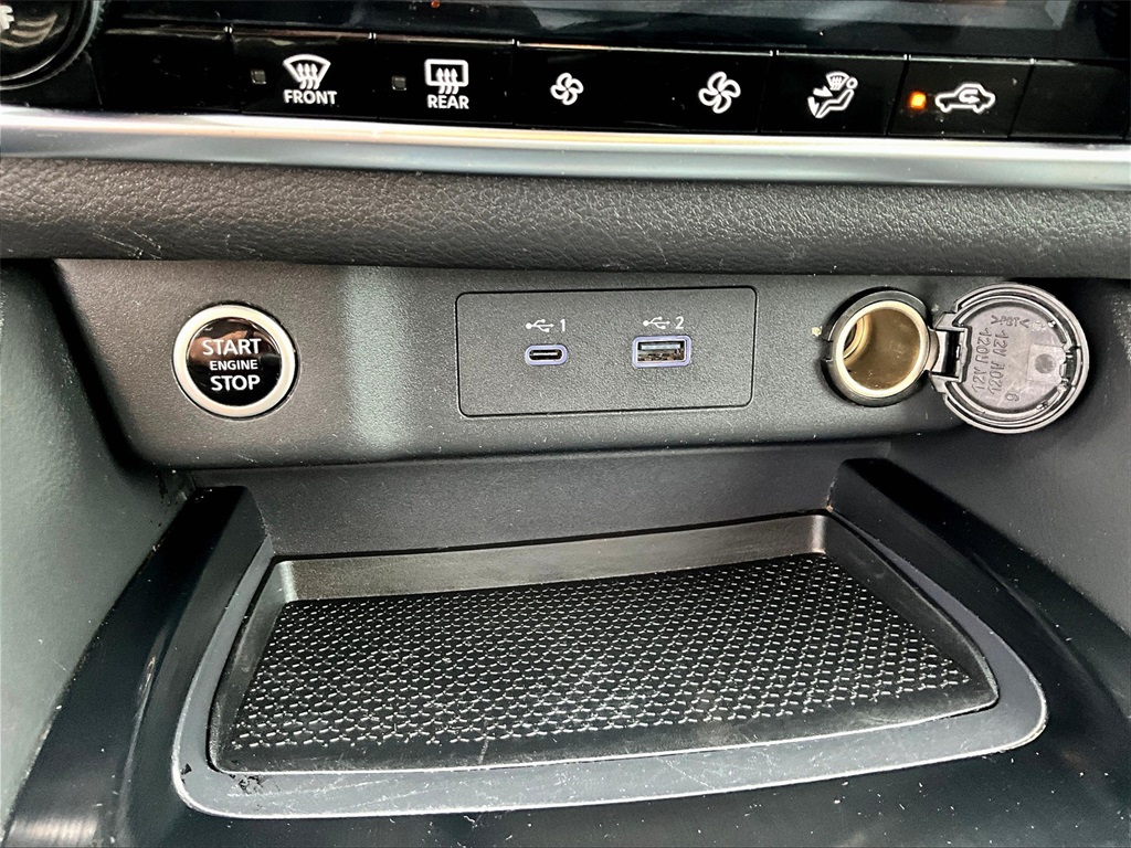 2023 Nissan Rogue SV photo 22