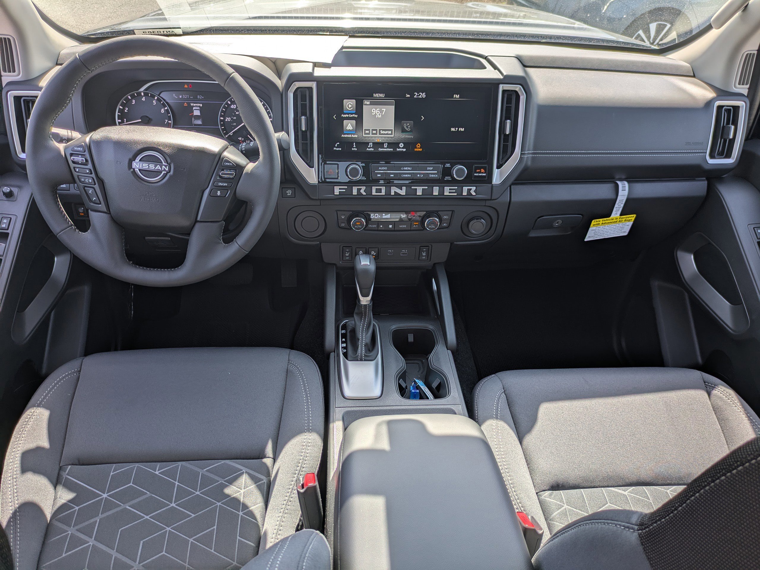 2025 Nissan Frontier Crew Cab SV photo 16