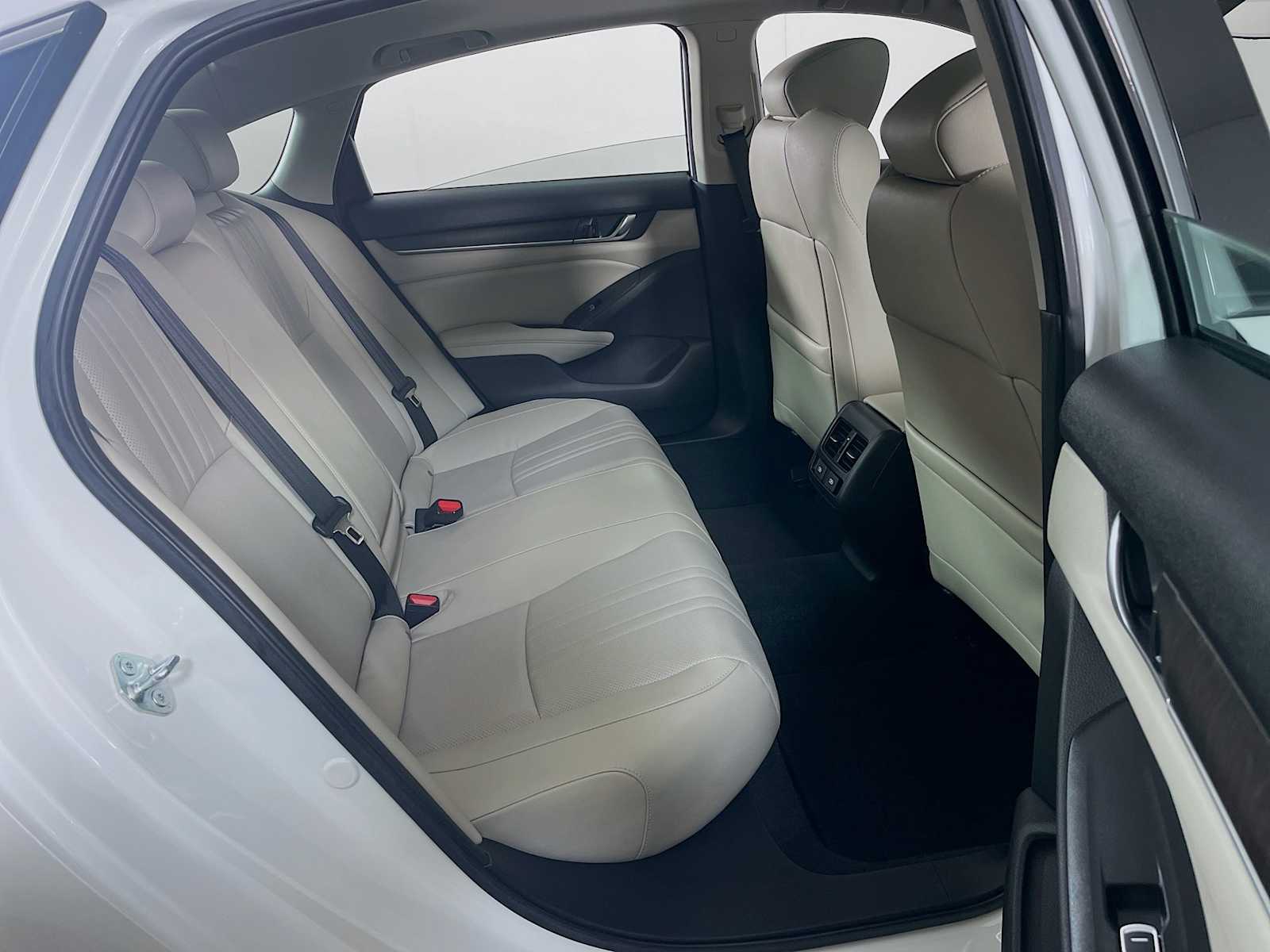 2021 Honda Accord EX-L photo 25