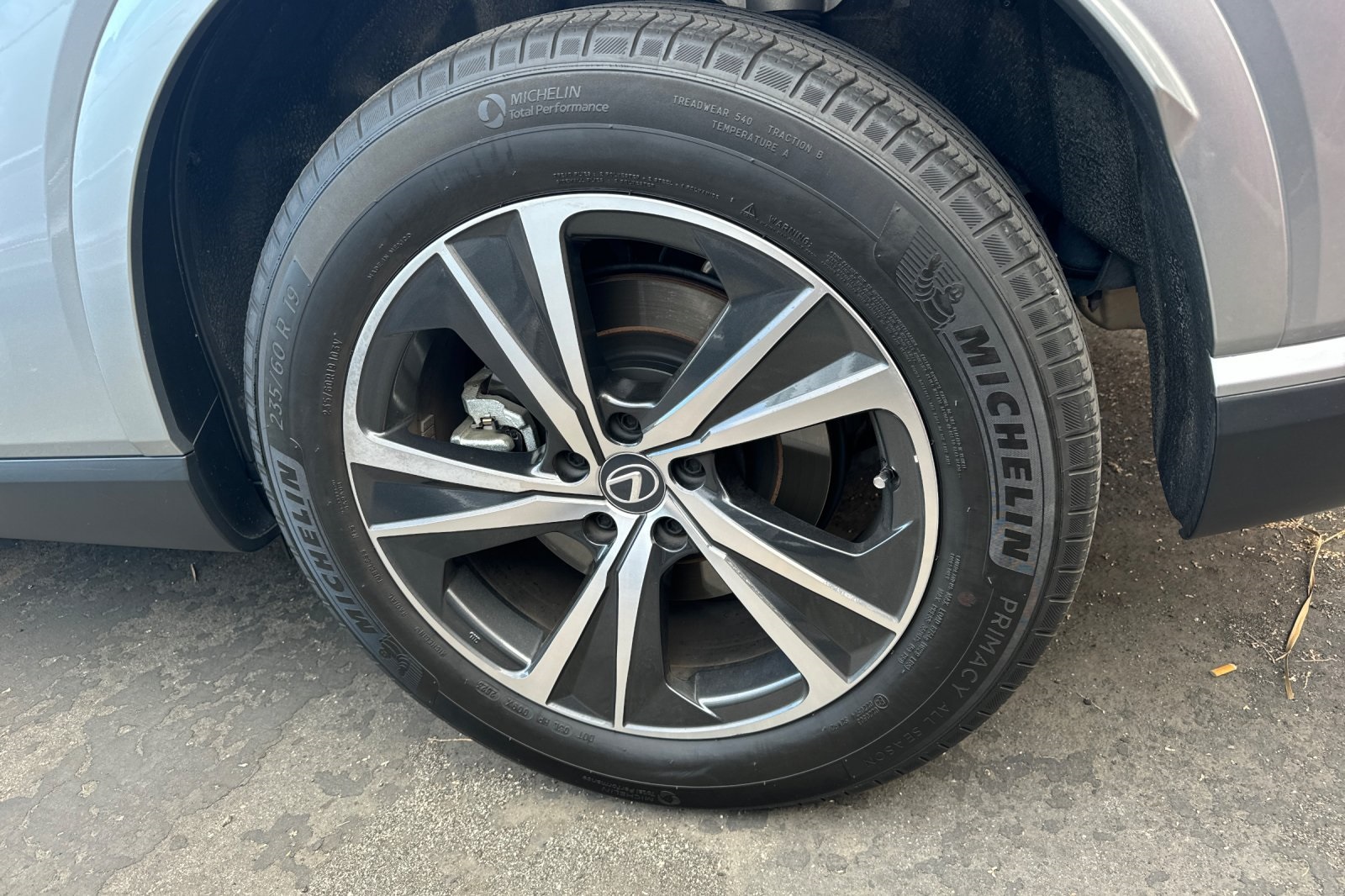2023 Lexus RX 350 Premium photo 3