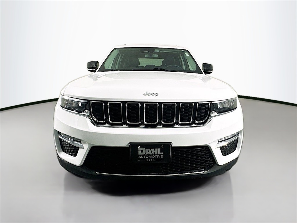 2023 Jeep Grand Cherokee Limited photo 2
