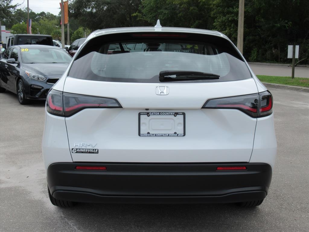 2024 Honda HR-V LX photo 5