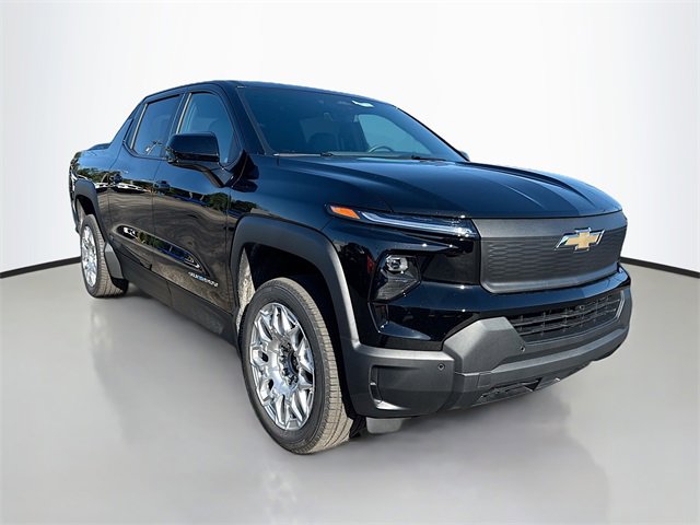 2026 Chevrolet Silverado EV photo 3