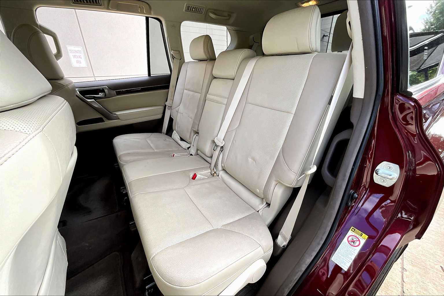 2018 Lexus GX 460 Premium photo 17