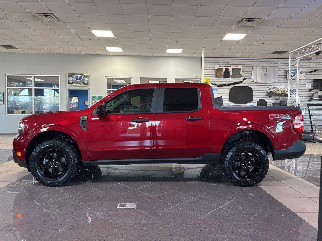 2025 Ford Maverick XLT photo 2