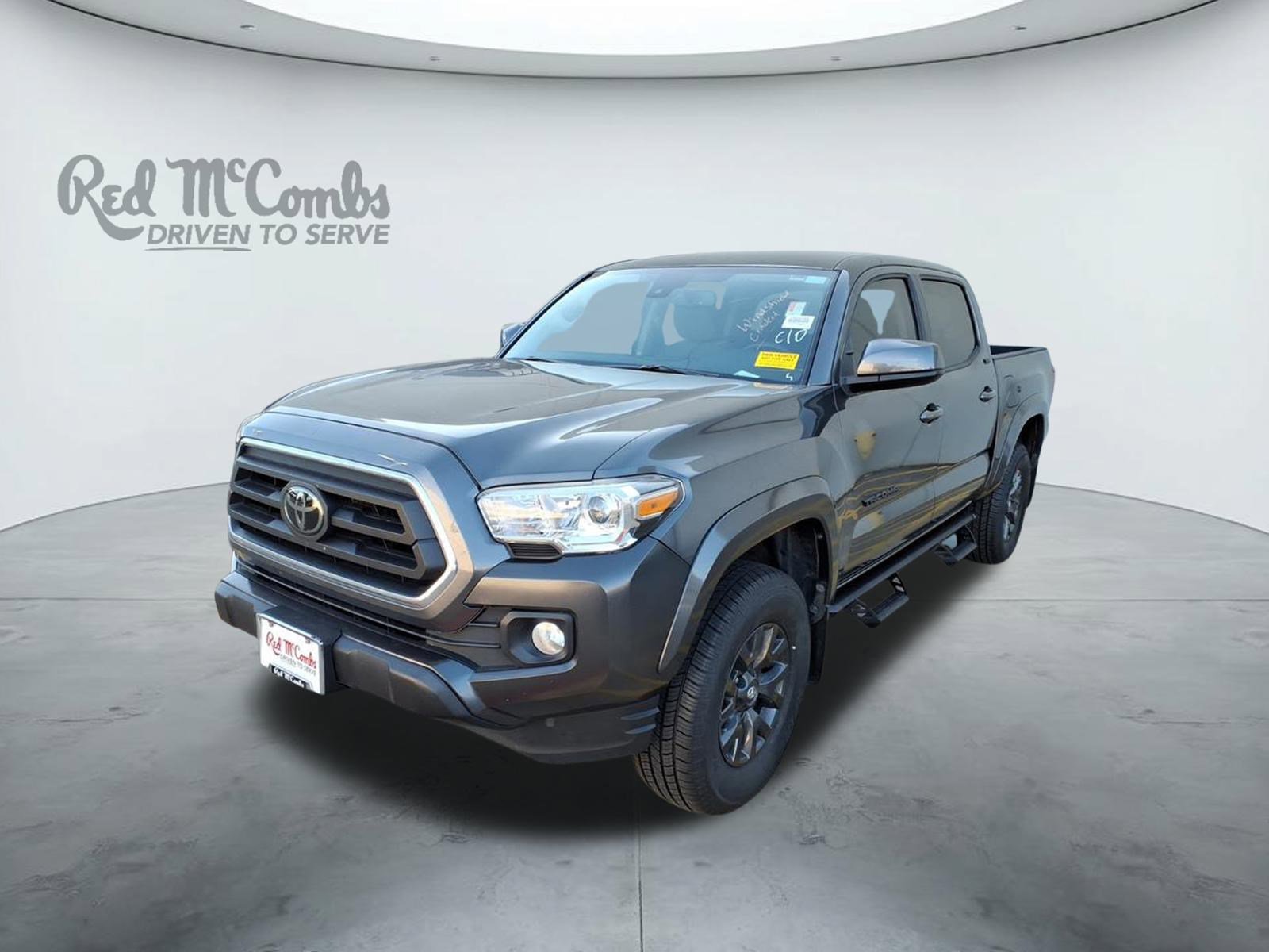 2023 Toyota Tacoma SR5's photo