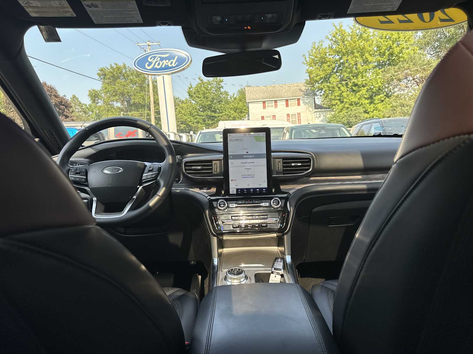 2022 Ford Explorer Platinum photo 35