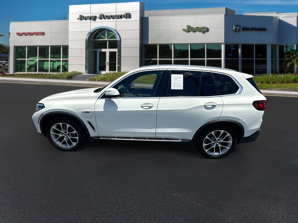 2023 Bmw X5 xDrive45e photo 3