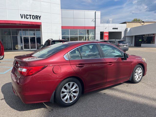 2015 Subaru Legacy 2.5i photo 3