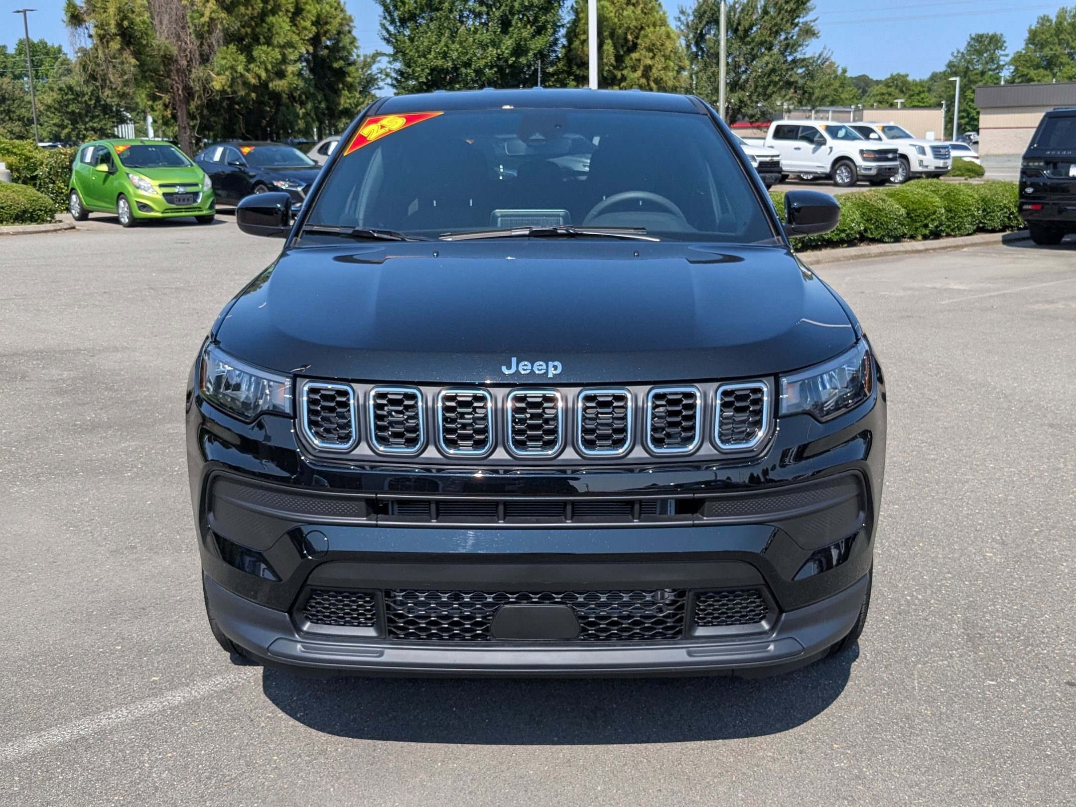 2025 Jeep Compass Sport photo 2