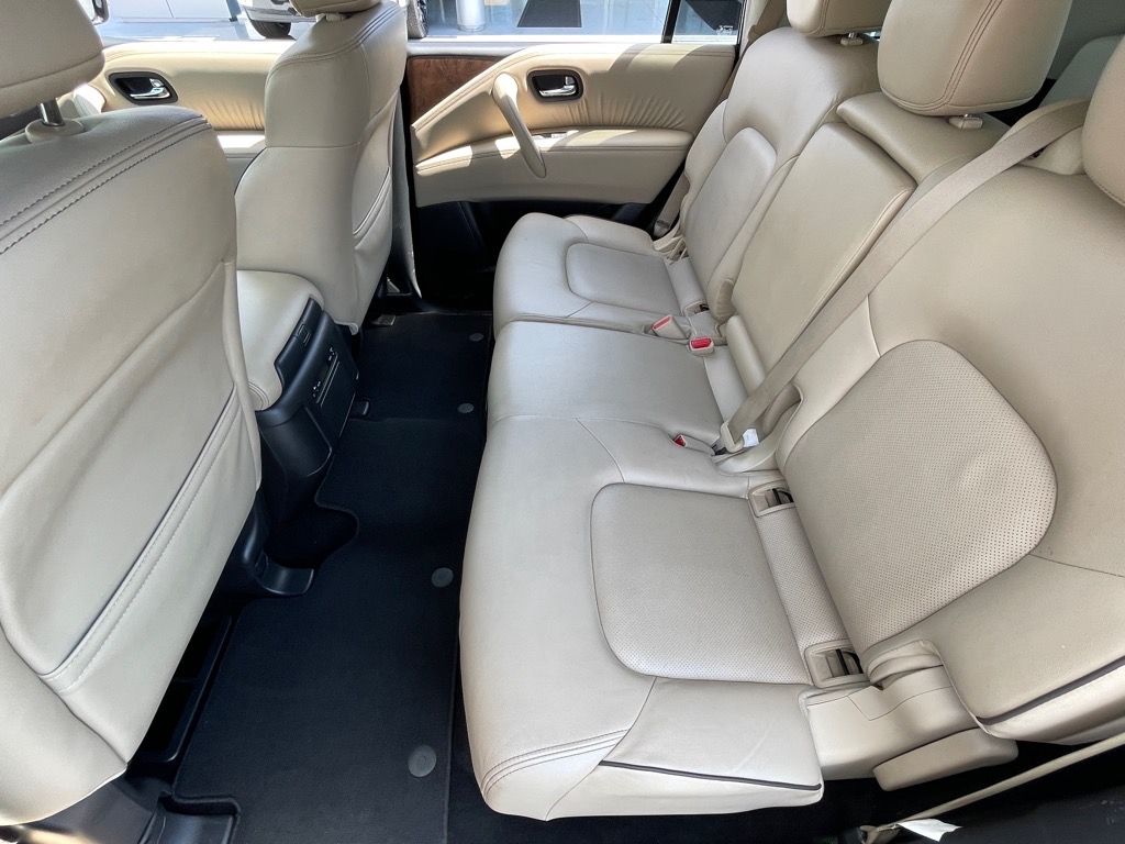 2023 Nissan Armada SL photo 23