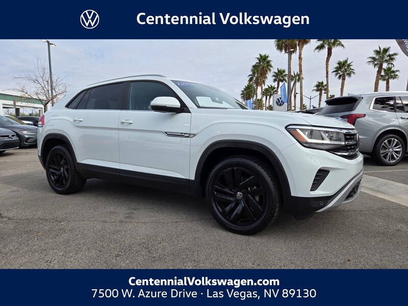 2022 Volkswagen Atlas Cross Sport SE w/Tech