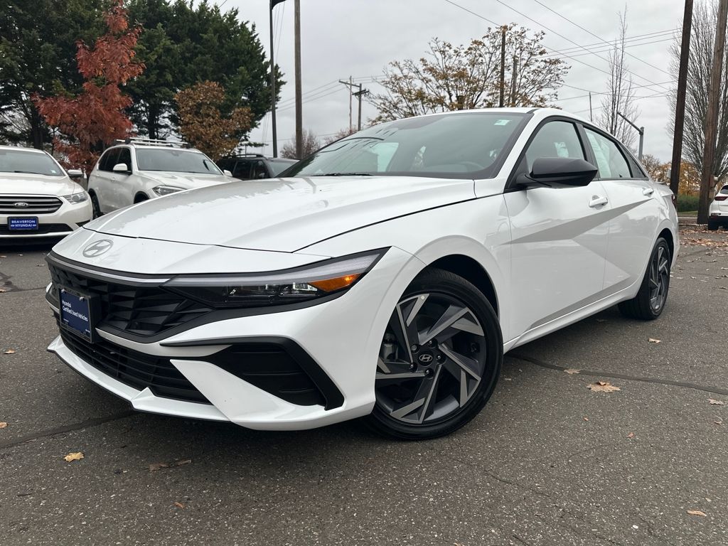 2025 Hyundai Elantra Blue