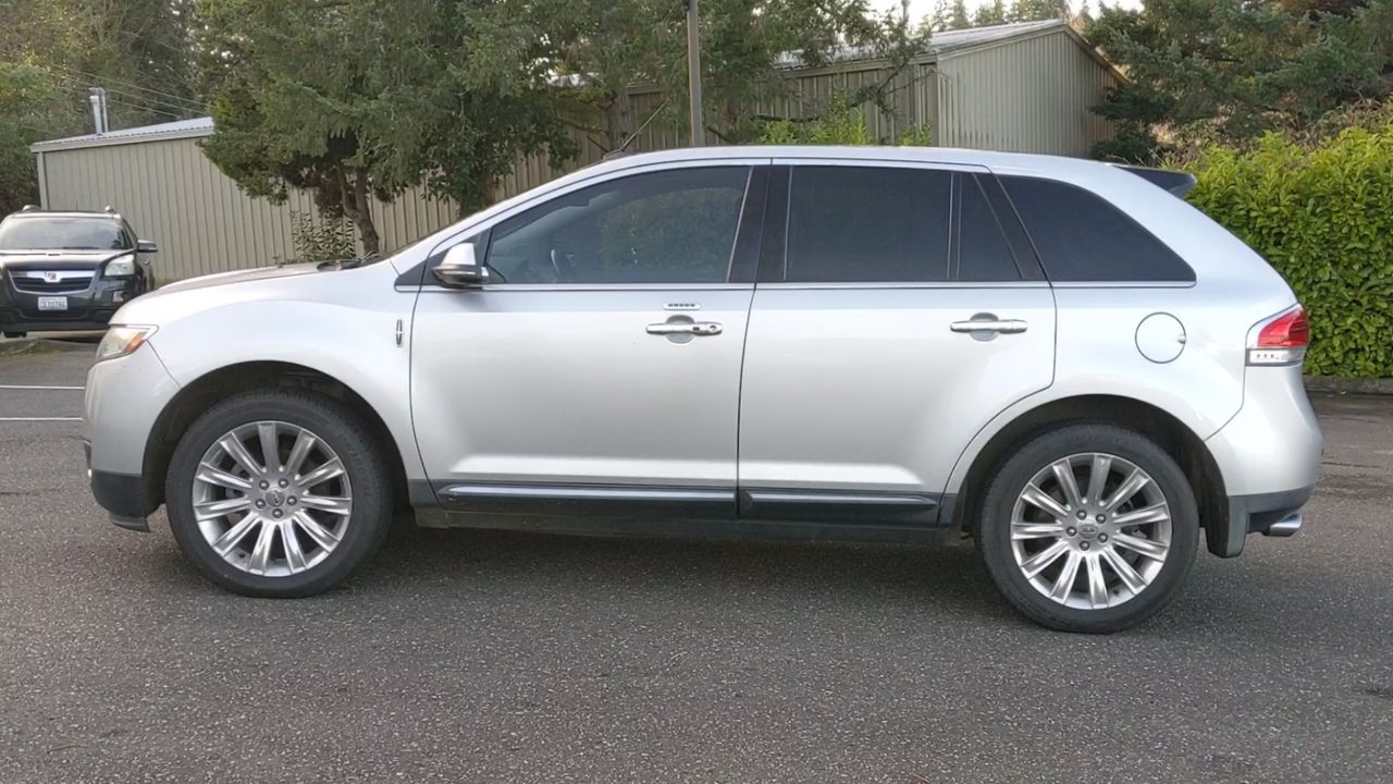 2012 Lincoln MKX photo 4