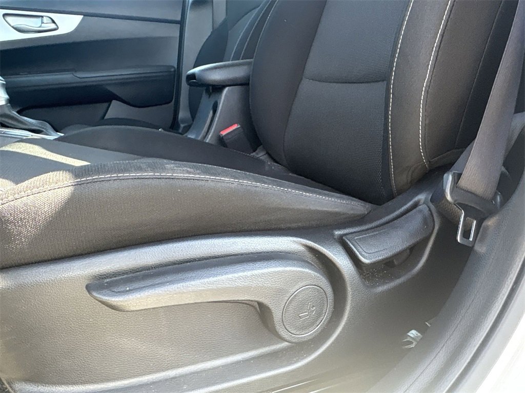 2023 Kia Forte LXS photo 14