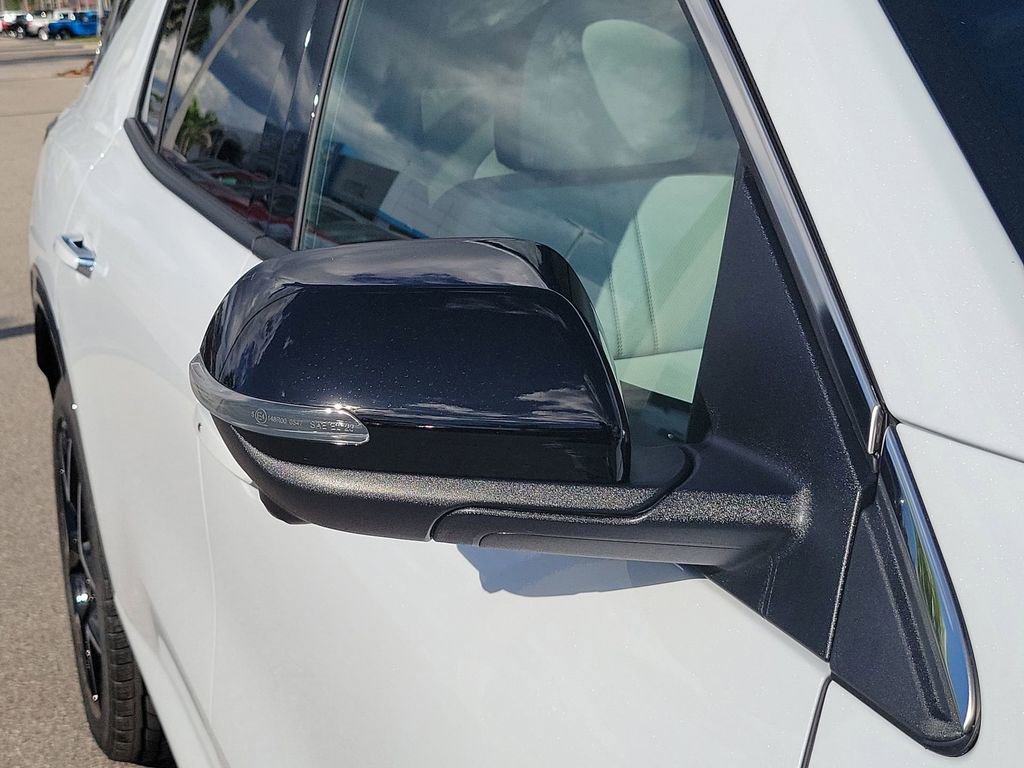 2026 Chevrolet Traverse High Country photo 20