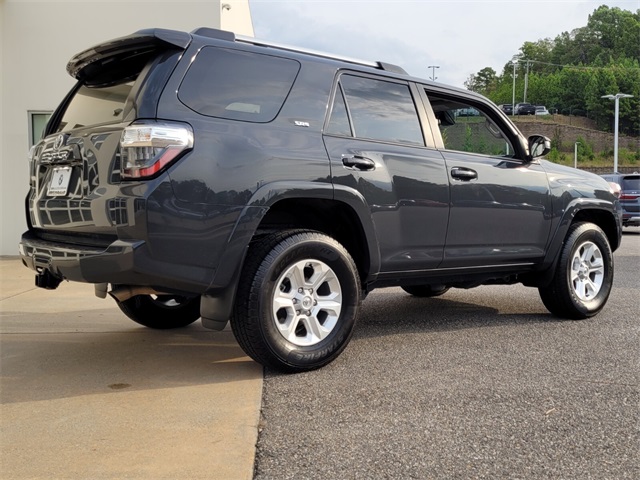 2024 Toyota 4Runner SR5 4WD photo 3