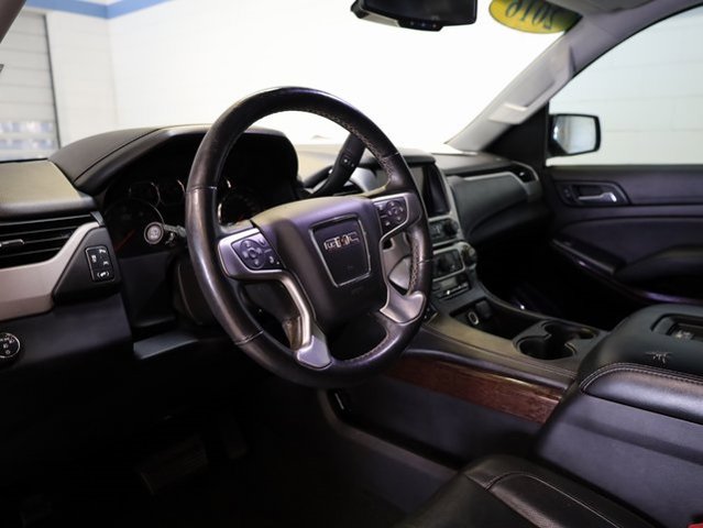 2016 Gmc Yukon SLT photo 4