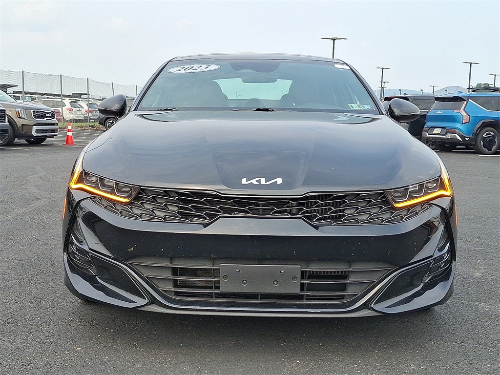 2023 Kia K5 GT-Line photo 2