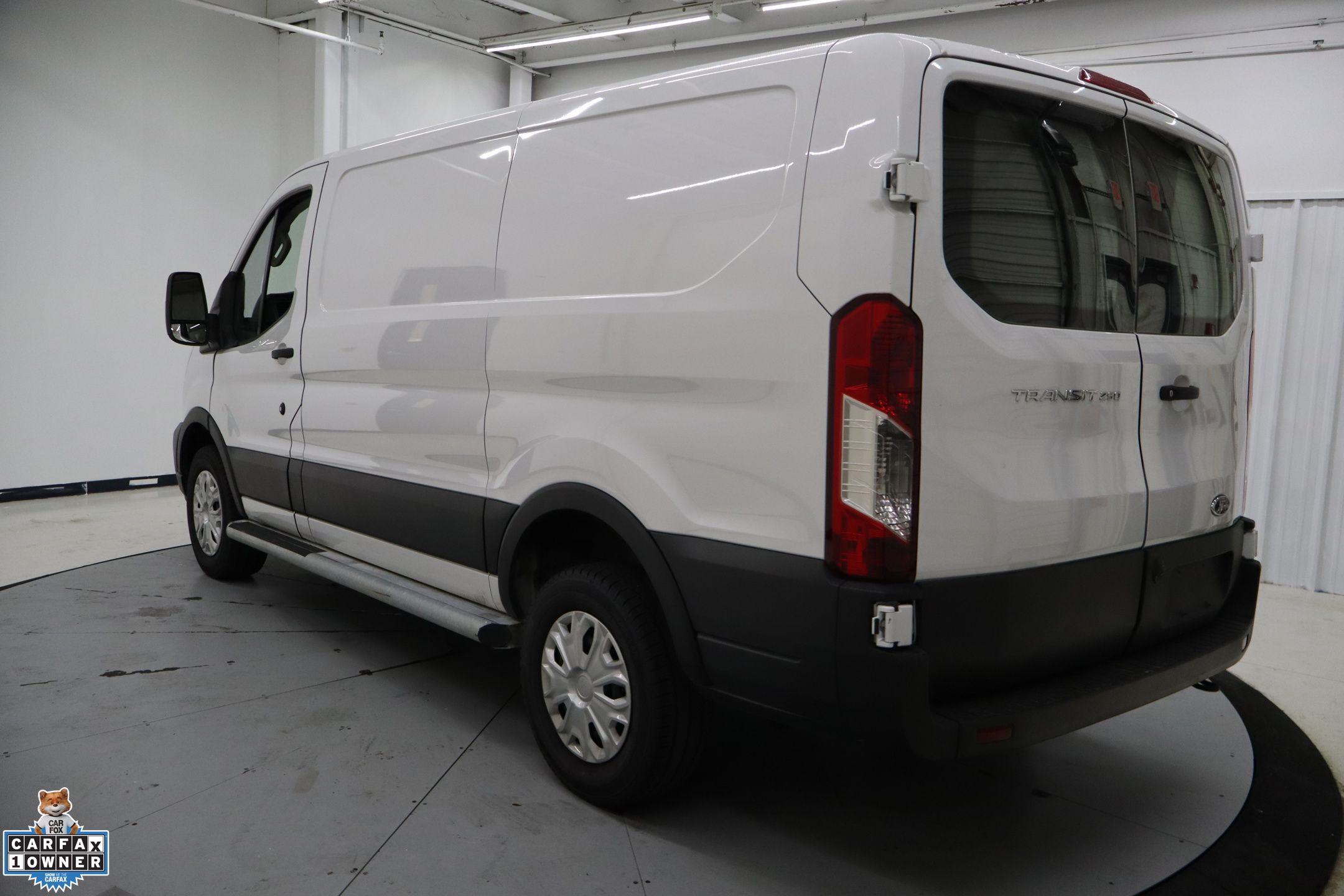 2024 Ford Transit photo 3