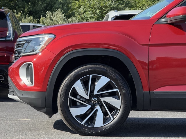 2024 Volkswagen Atlas SE Technology photo 25