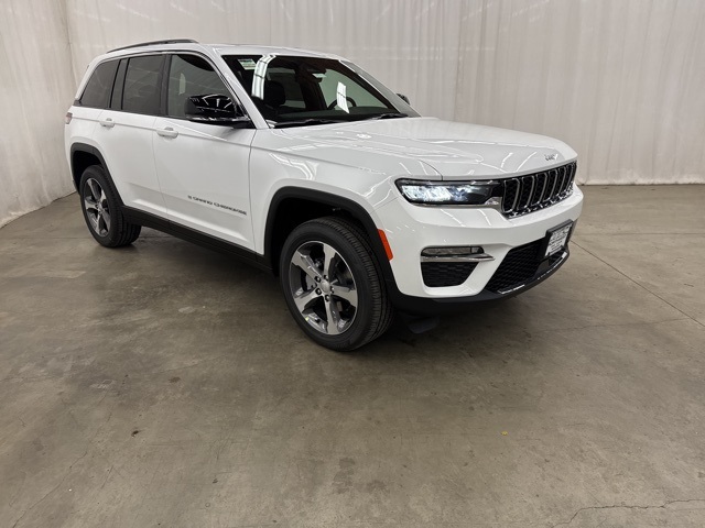 2025 Jeep Grand Cherokee Limited's photo