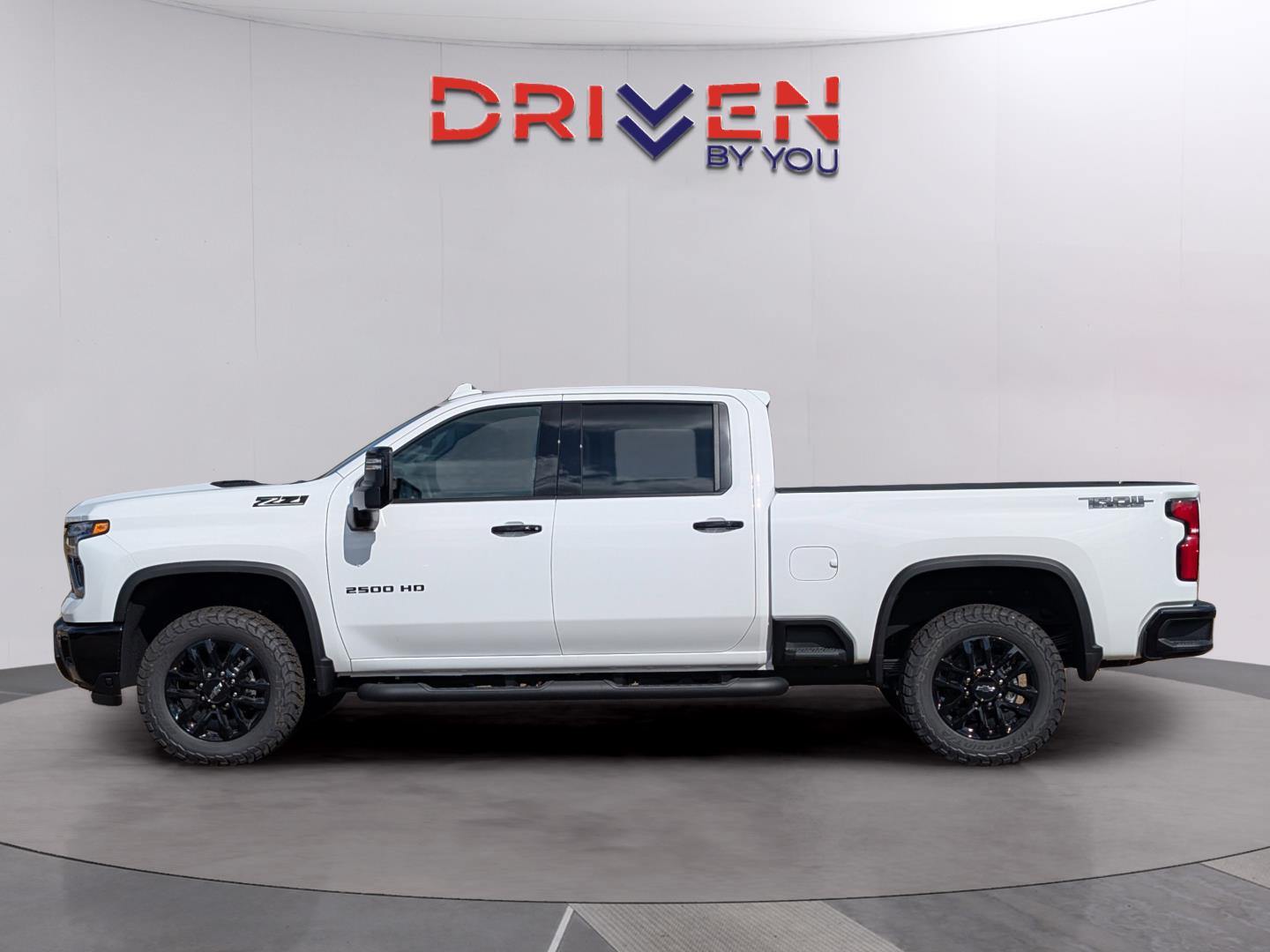 2026 Chevrolet Silverado 2500HD LTZ photo 4