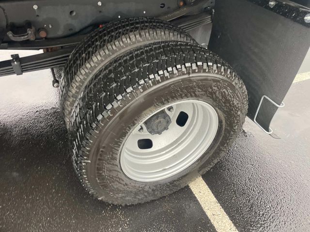 2024 Ford F-350 photo 4