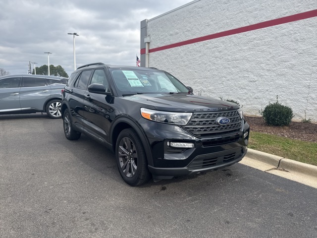 2024 Ford Explorer XLT's photo