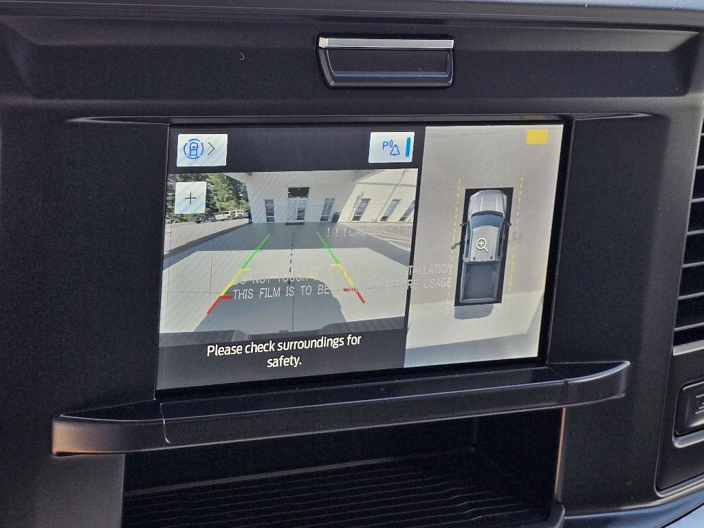 2025 Ford F-350 XLT photo 6