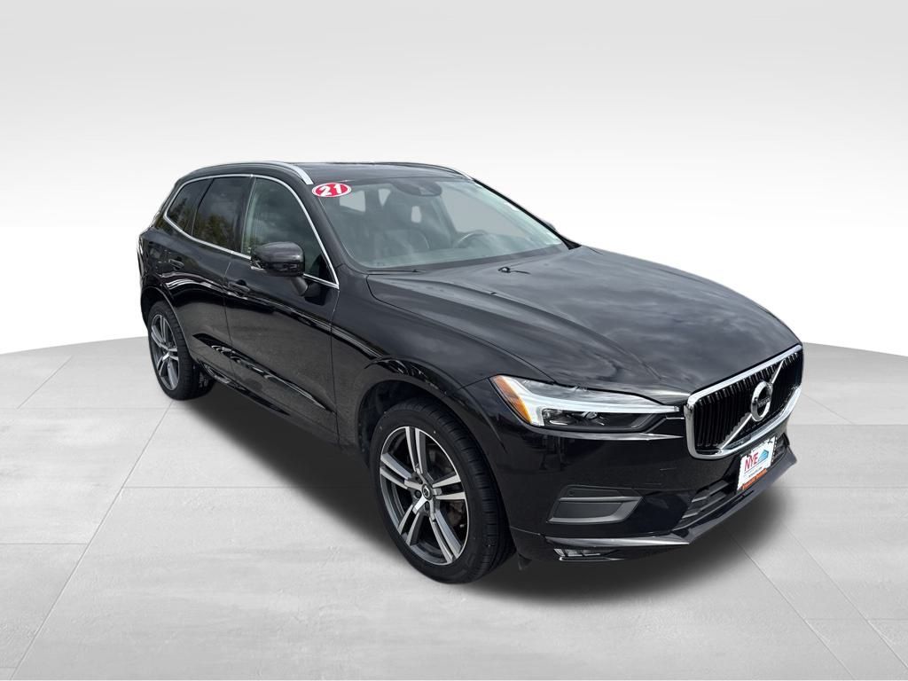 2021 Volvo XC60 T5 Momentum photo 7