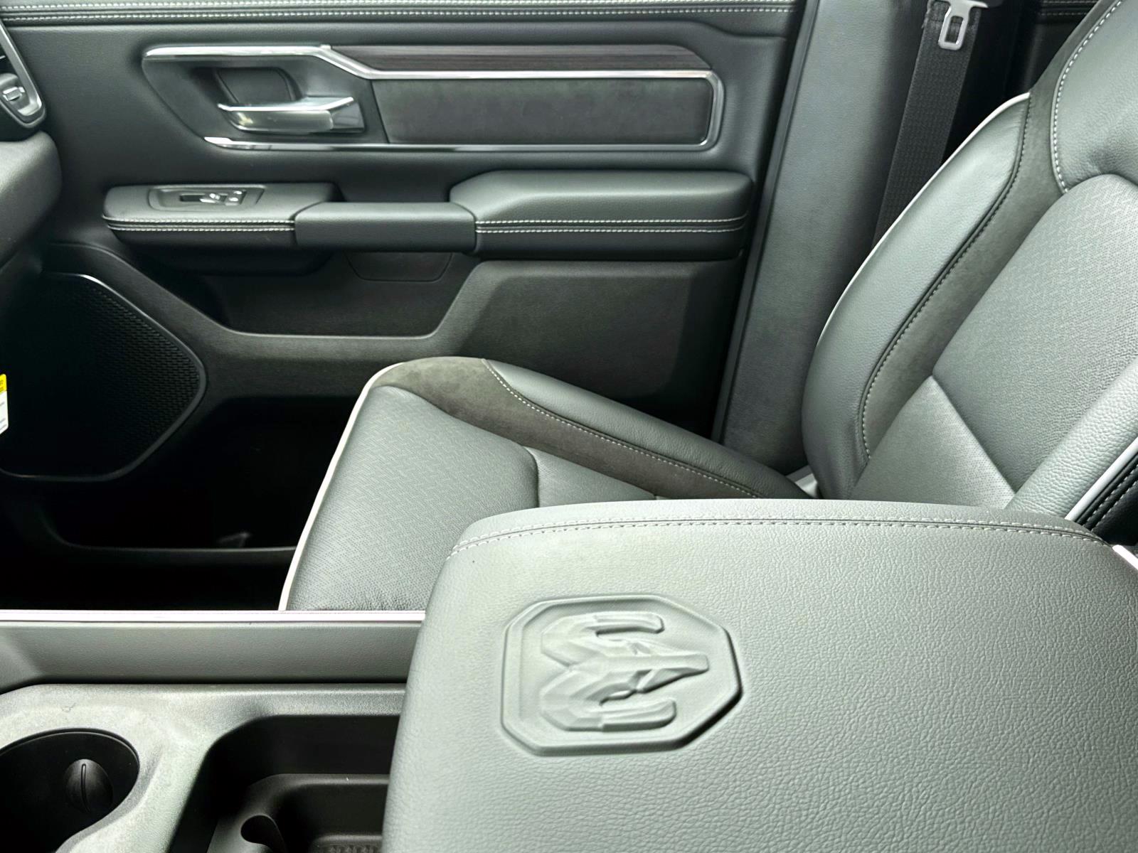 2025 Ram 1500 Laramie photo 18