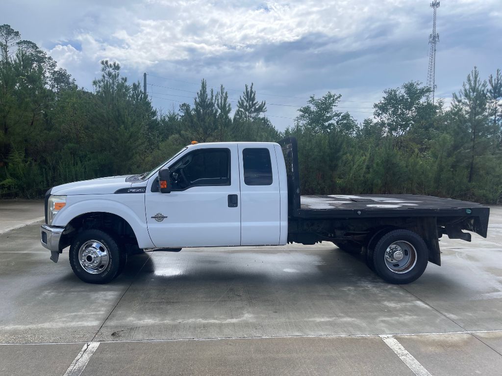 2013 Ford F-350 photo 4