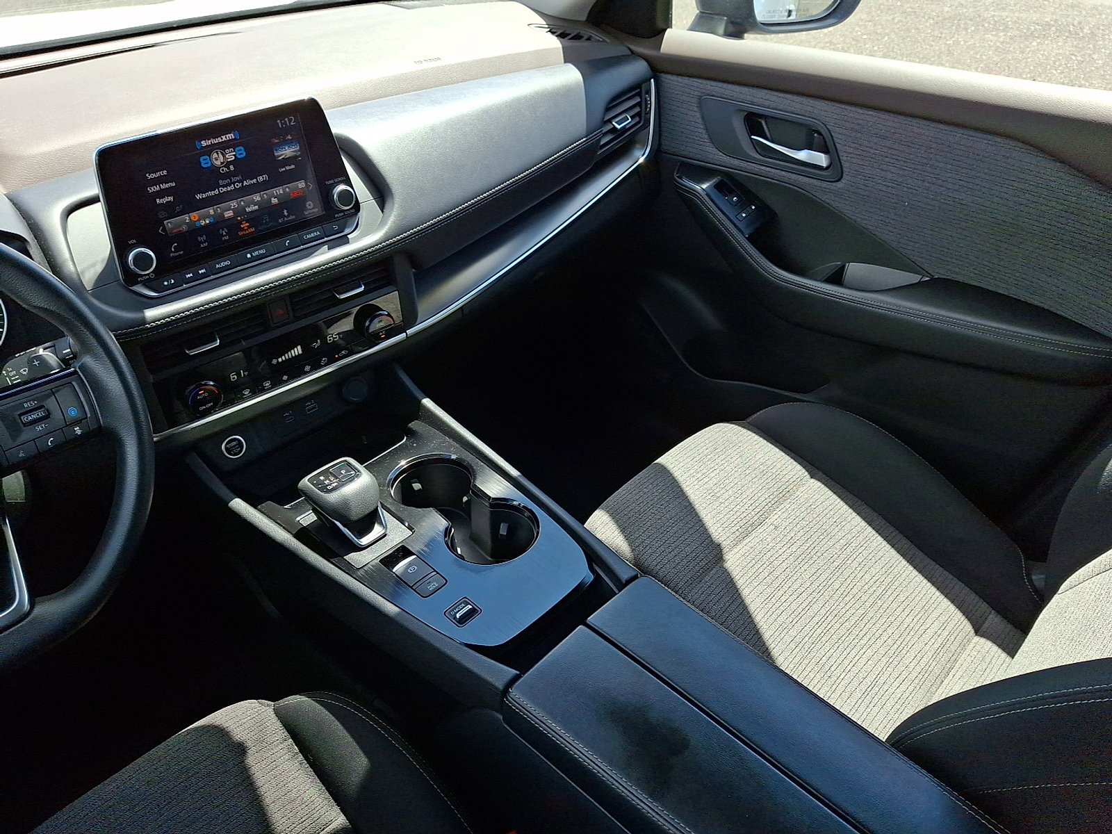 2023 Nissan Rogue SV photo 13